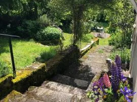Yvettes Country Cottage