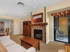 Appalachian Hotel, LARGE 1BR at Mountain Creek resort