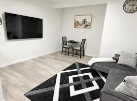 Stylish furnished 2bedroom suite near YYC Airport