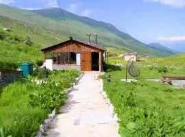 Իմ սիրտը լեռներում է - Mountain Farm Guest Houses