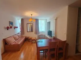 T2 HYPER CENTRE LUCHON AVEC ASCENSEUR 2 A 6 pers