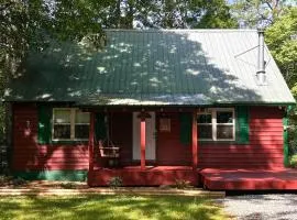 Pets Welcome! Quiet Retreat w/ Covered Back Deck!