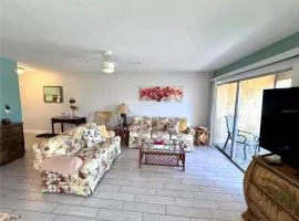 1+1 Large condo Sarasota