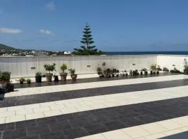 Horizon bleu terrasse vue mer panoramique