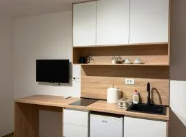 Studio apartment ground floor