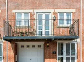Stylish 3 Bedroom Townhouse in Central Swanage