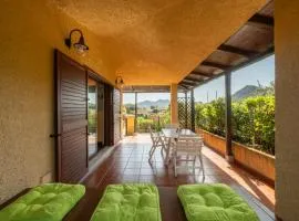 Charming Cottage with Terrace - 300m from the Beach - Private Parking