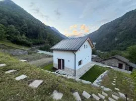 Baita Valmalenco - Casa con sauna panoramica, 5 minuti da Chiesa Valmalenco