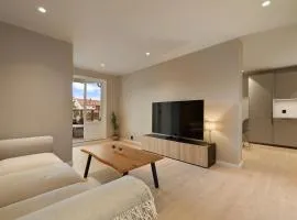 Newly renovated apartment with 4 bedrooms and terrace