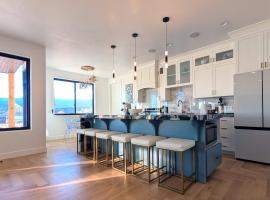 Luxury Modern 4 Bedroom House Near Capitol Reef NP, hotell Torreys