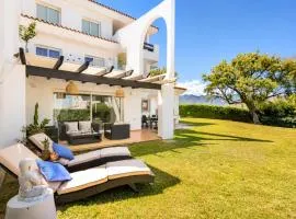 Mairena Residence Luxury Garden Retreat Marbella