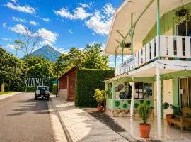 Alpha Arenal Hostel
