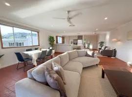 The Balcony at Airlie