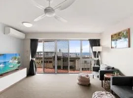 Highpoint Unit 2, 35 Maltman Street, Kings Beach