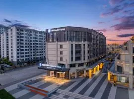 Holiday Inn Express Tangshan Harbour