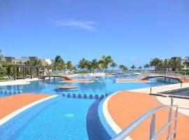 Tranquil Zen Escape Spa, Gym, Beachfront Pools