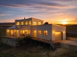 The Hemp House | Table Cape Ocean Views