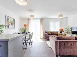 The Fox Den - CM1 Chelmsford 3-bed Stay - Pass the Keys