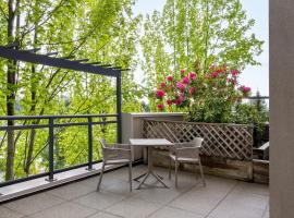 DoubleTree by Hilton North Vancouver: North Vancouver şehrinde bir otel