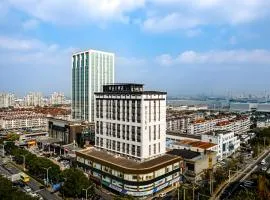Atour X Hotel Shanghai Anting Metro Station