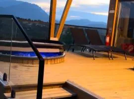 Royal Hill-Queen Chalet -Bran, Mountain View and Hot Tub