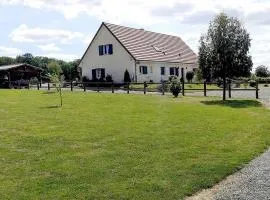 Suite climatisée 60M2 1 grande chambre LE CLOS DES PRAIRIES