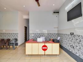 Hotel O Star Light Hotel, מלון במיראט