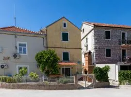 House Antonia by Villas Guide