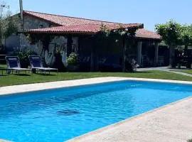 Casa Barxelo con piscina en Monforte de Lemos