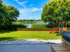 Nad Samą Wodą Villa Luksusowy dom nad Jeziorem z prywatnym pomostem i jacuzzi