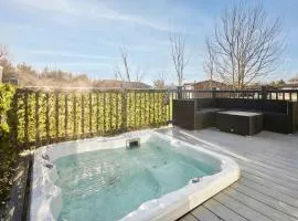 Coopers Cabin With Hot Tub