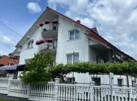 La Bujor