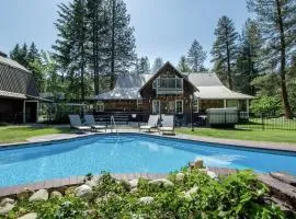Family-Friendly Cabin with Private Pool and Impressive Exterior Living Areas in Leavenworth, Washington