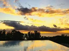 Perfect Penthouse - Infinity Pool - Family Comfort