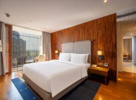 Radisson Resort and Spa Lonavala, hotel i Lonavala