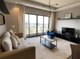 Horizon Vibes 2Br Apartment, Next To Azure and Ibis Hotel