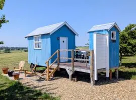 The Leveret's Lookout - Vintage Original Shepherd's Hut