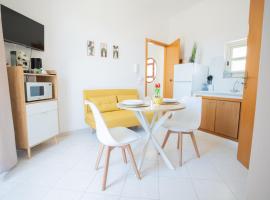 Munì Sea and Rooftop House - Trappeto Palermo, hotel di Trappeto