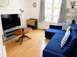 2 Bed Home with FREE Parking near Sydenham Station