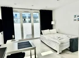 Simple Studio Apartment - Mostek 2