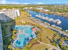 Lakeside at Top Resort w Giant Pool Oasis and Golf