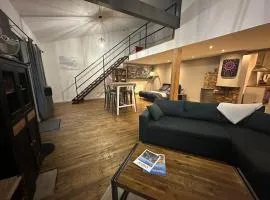 Maison de ville, espace vélos ou motos sécurisé