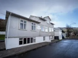 1908 Hostel by Tröll