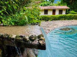 Residencial Vallero – hotel w mieście El Valle