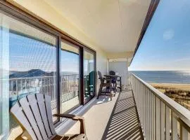Water view condo with beach and pool access - balcony washer & dryer and central AC