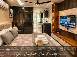 MotherHood Nest-10min away from Airport- VIP road - Zirakpur