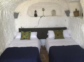 The Cave of Dreams, cheap hotel in Baza