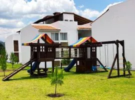Peaceful Cabin Feel Stay , Venado Lodge