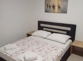 Marant Apartments