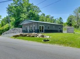 Steps to Mohawk River! Family Halfmoon Retreat